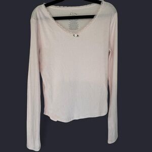 Girls’ long-sleeve light pink ribbed tee shirt with v-neck, size XL (14)